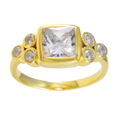 Anillo de plata de joyería riyo con chapado en oro amarillo, anillo de diseñador con forma cuadrada de piedra cz blanca
