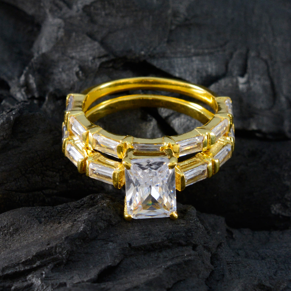 Крупномасштабное серебряное кольцо riyo с покрытием из желтого золота, кольцо с зубцом восьмиугольной формы из белого камня cz