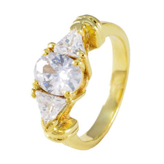Riyo Liebenswerter Silberring mit Gelbvergoldung, weißem CZ-Stein, Ring mit Krappenfassung in mehreren Formen