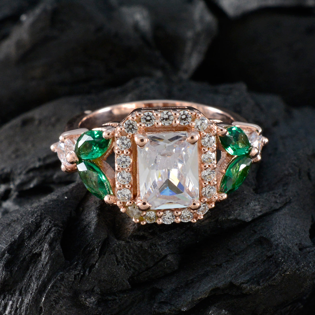 Riyo Uitstekende zilveren ring met roségouden smaragdgroene CZ-steen Octagon-vorm Prong-instelling Aangepaste sieraden Verjaardagsring