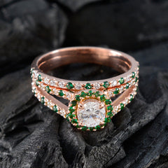 riyo omfattande silverring med roséguldplätering smaragd cz sten rund form stift inställning designer smycken julring