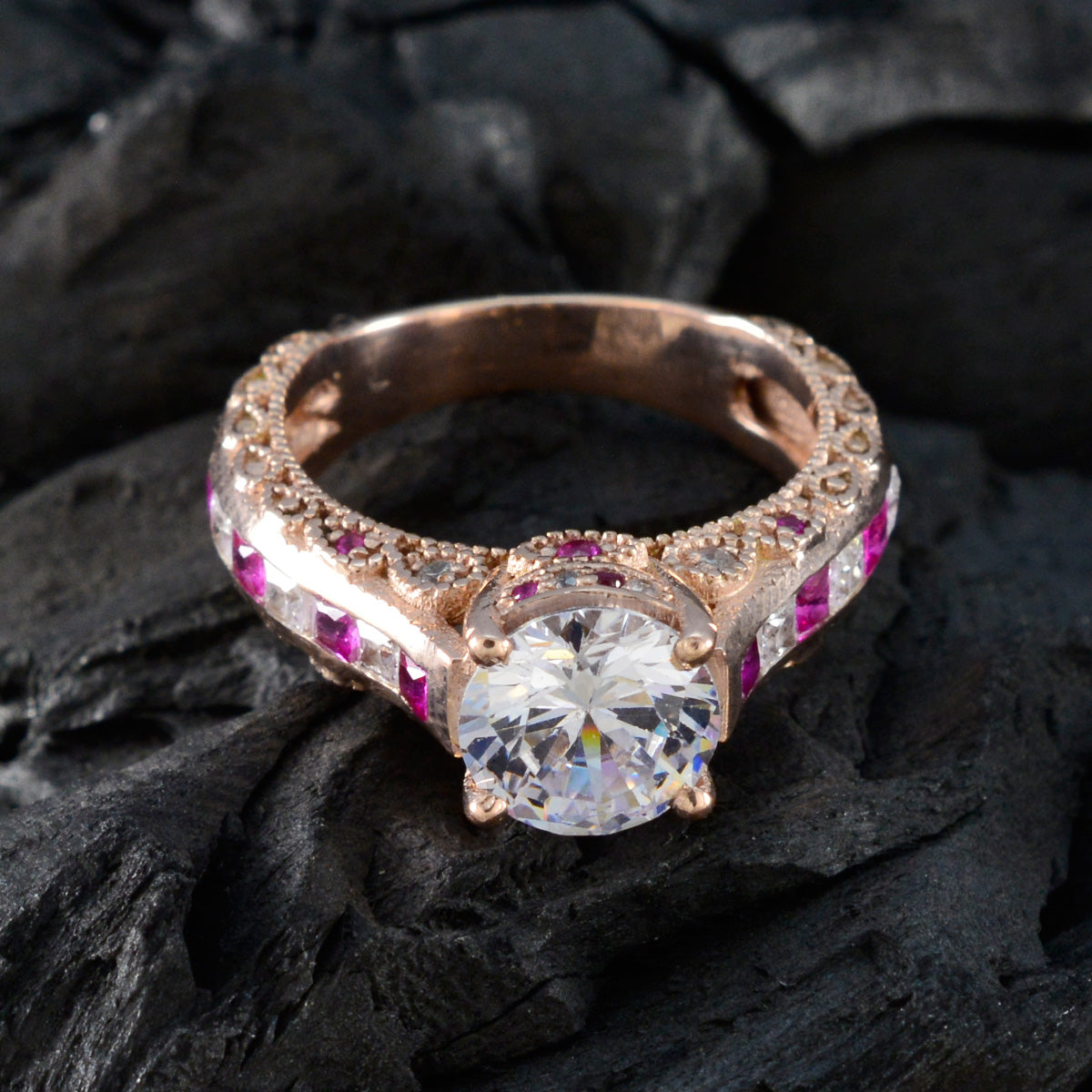 Anillo de plata a gran escala riyo con chapado en oro rosa, piedra de rubí cz, engaste de punta redonda, joyería, anillo de Acción de Gracias