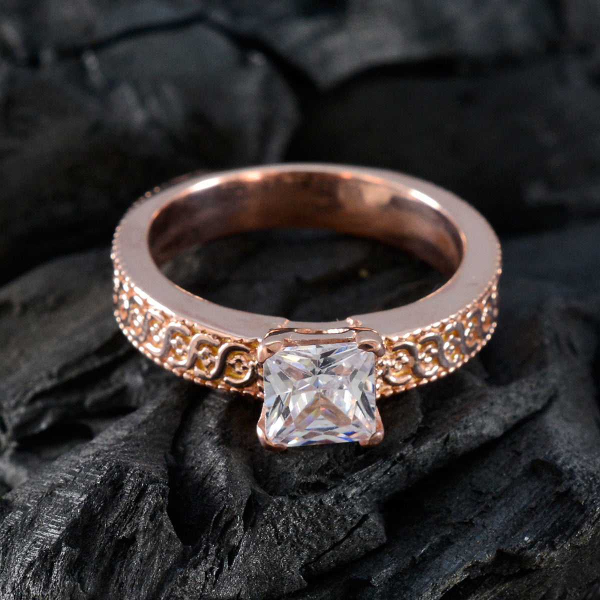 riyo в количестве, серебряное кольцо с покрытием из розового золота, белый камень cz, квадратная форма, закрепка зубца, модные украшения, пасхальное кольцо