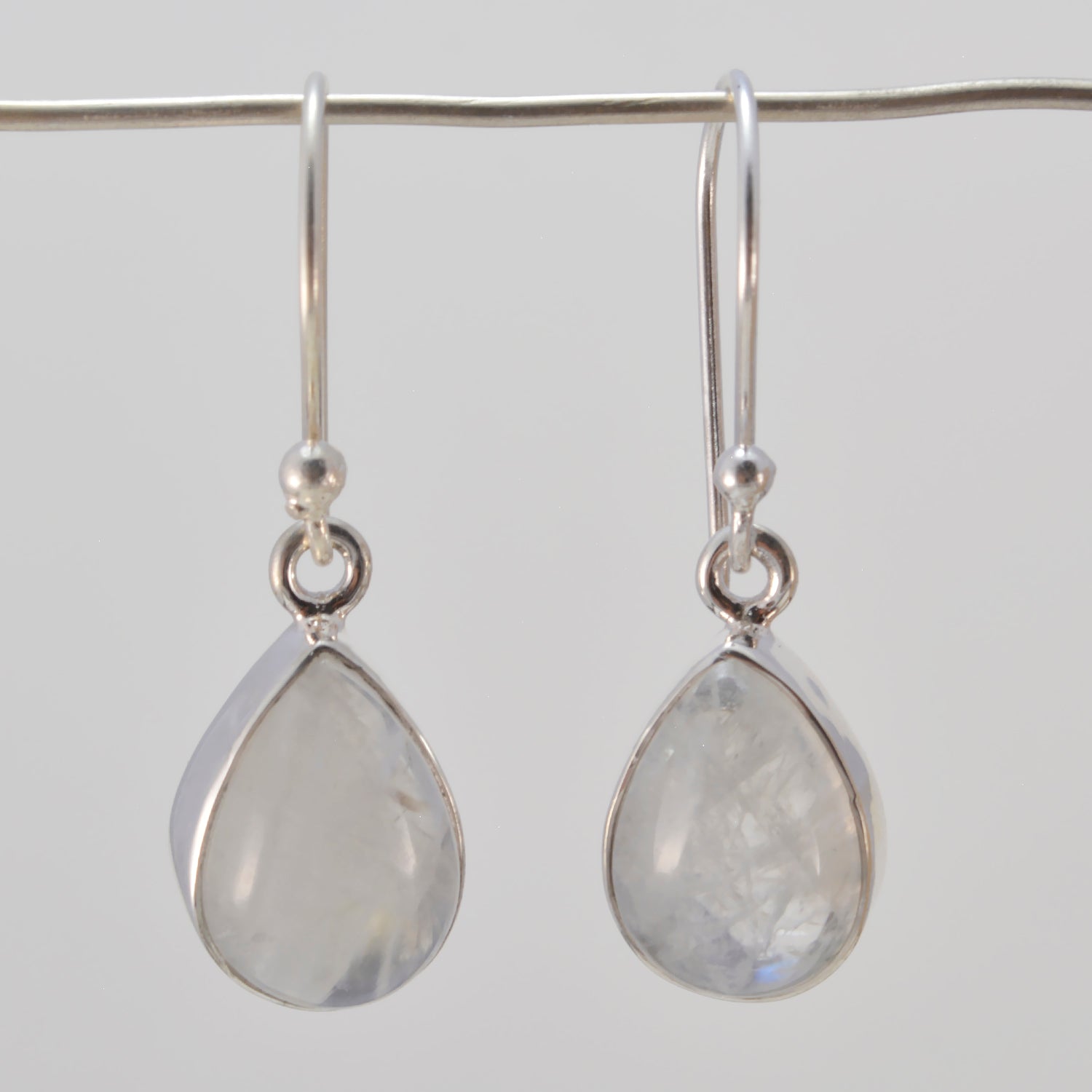 Riyo Good Gemstones pear Cabochon White Rainbow Moonstone Silver Earring gift for mom