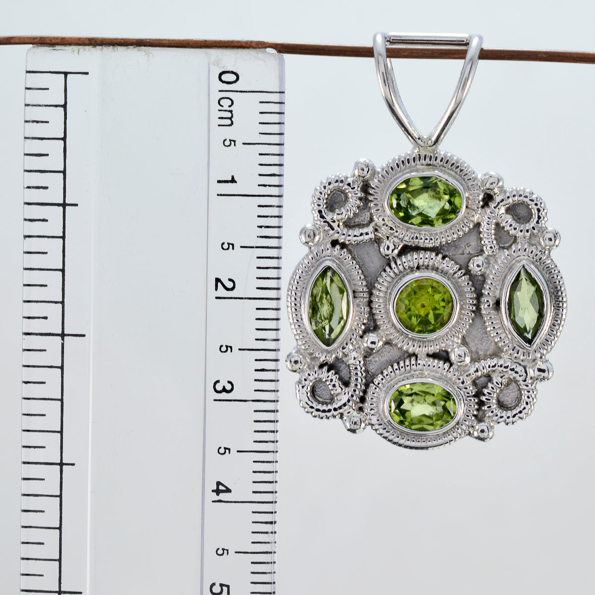 Riyo Nice Gemstone Multi Shape Faceted Green Peridot Solid Silver Pendant christmas gifts