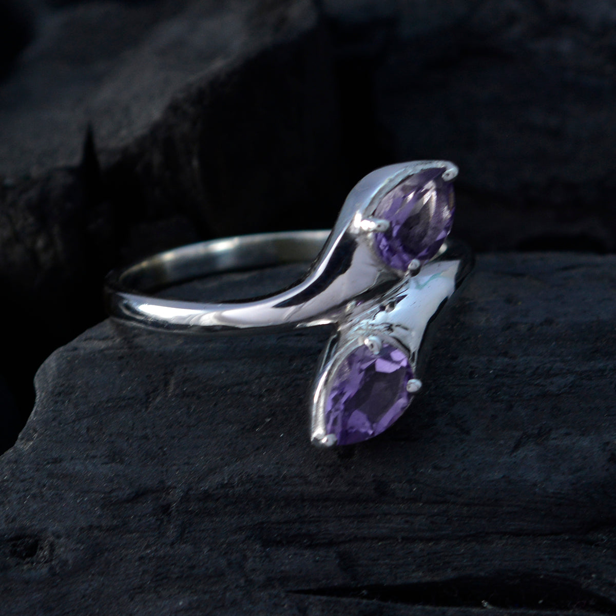 Riyo Radiant Gemstone Amethyst Sterling Silver Ring Cool Jewelry