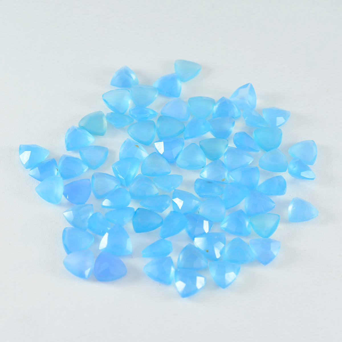 Riyogems 1PC Genuine Blue Chalcedony Faceted 3x3 mm Trillion Shape nice-looking Quality Loose Gems
