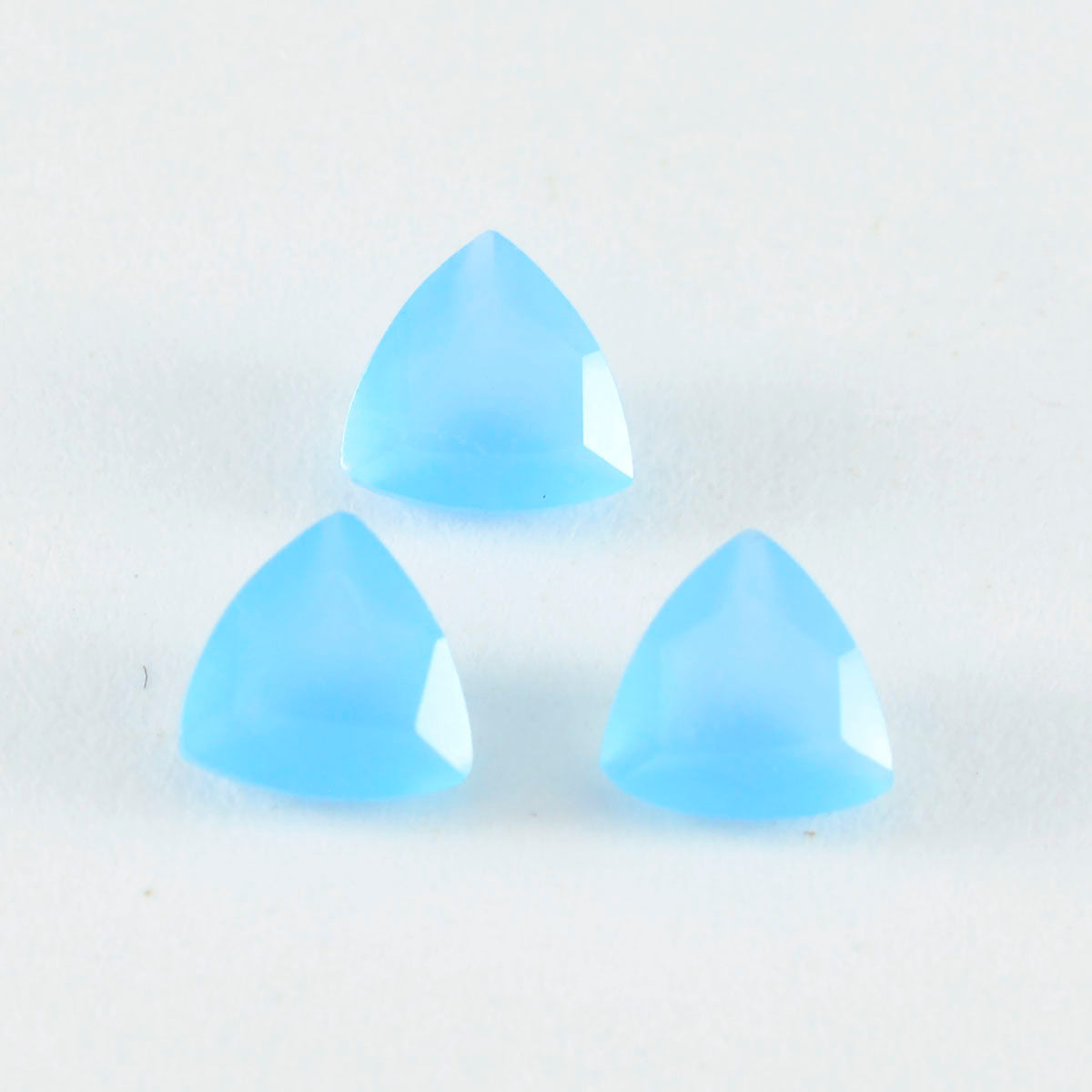 Riyogems 1PC Genuine Blue Chalcedony Faceted 9x9 mm Trillion Shape great Quality Gemstone