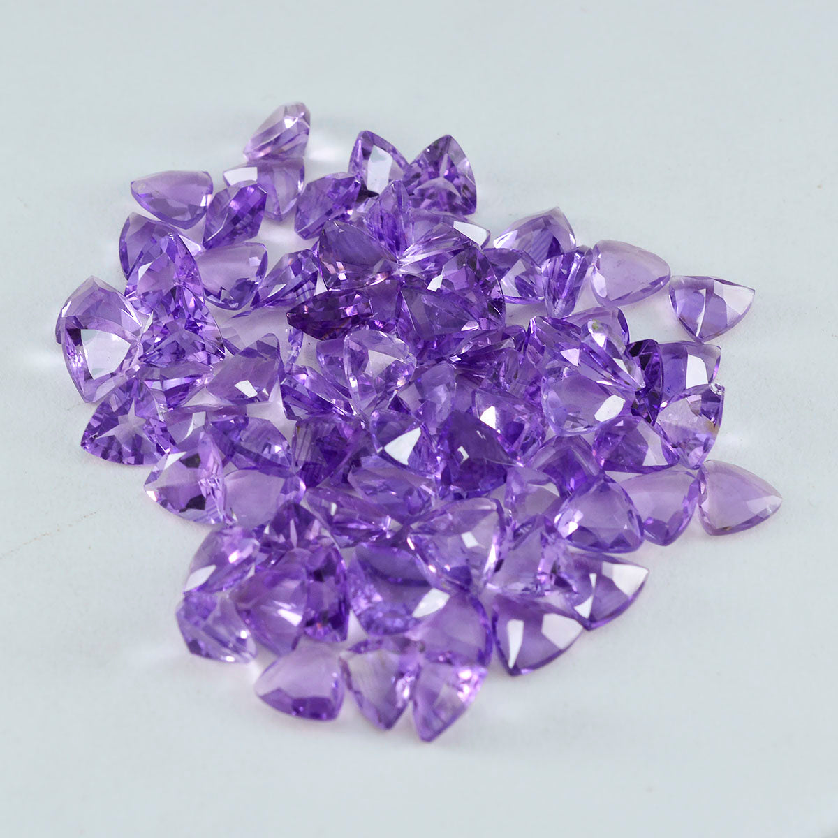 Riyogems 1PC Genuine Purple Amethyst Faceted 7X7 mm Trillion Shape great Quality Loose Gem