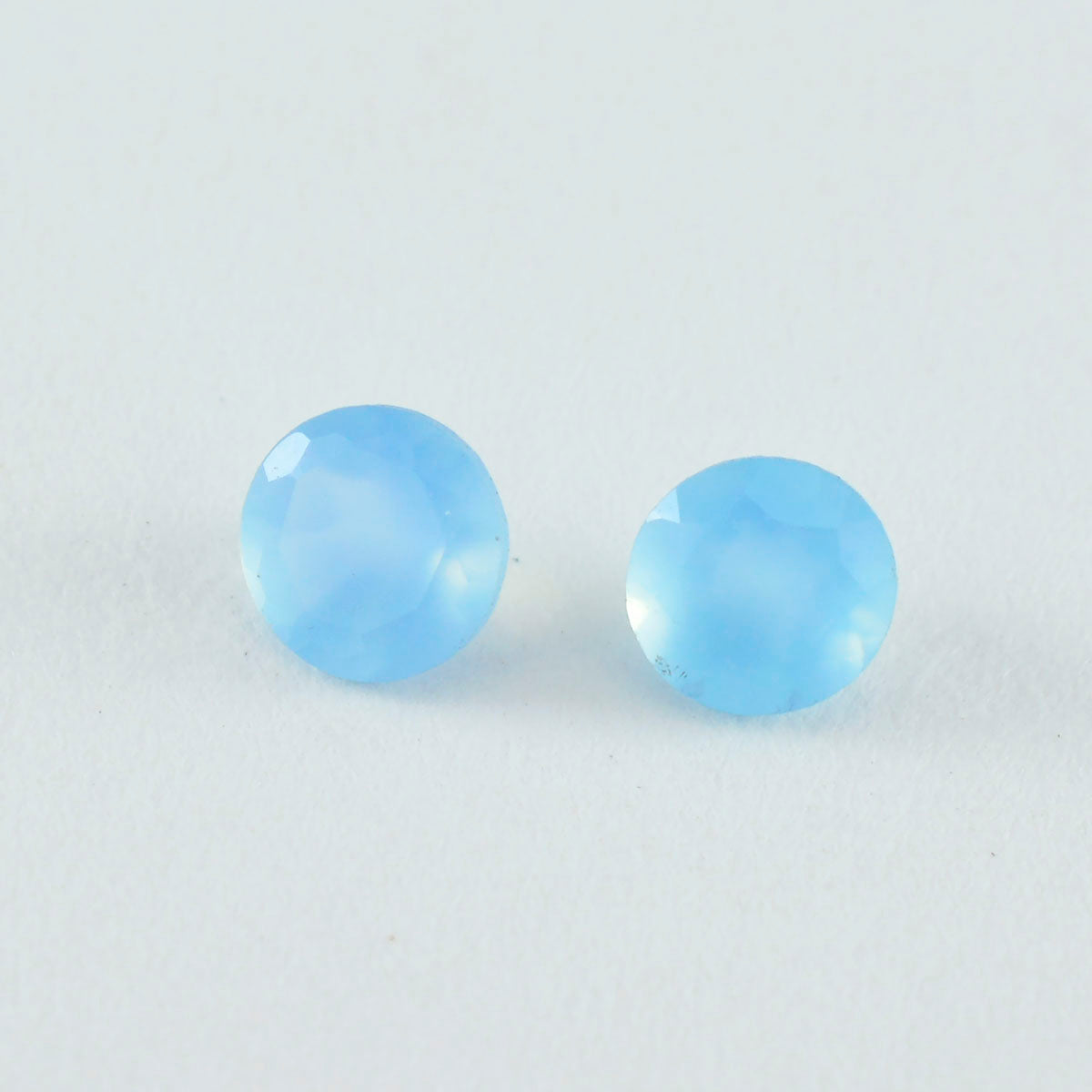 Riyogems 1PC Natural Blue Chalcedony Faceted 6x6 mm Round Shape wonderful Quality Gems