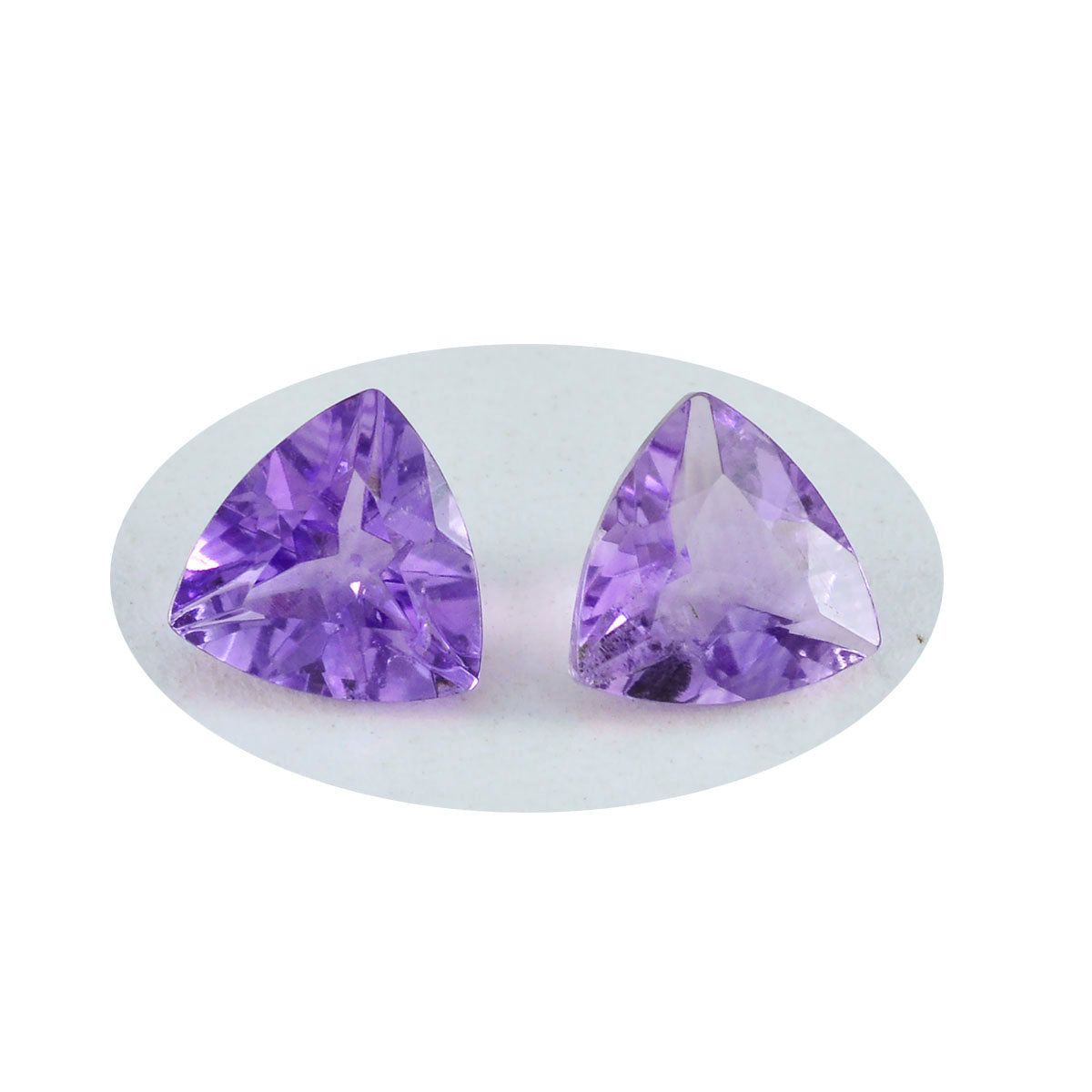 Riyogems 1PC Natural Purple Amethyst Faceted 11x11 mm Trillion Shape sweet Quality Gem