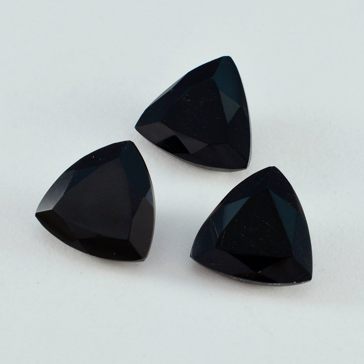 Riyogems 1PC Real Black Onyx Faceted 14x14 mm Trillion Shape nice-looking Quality Gems