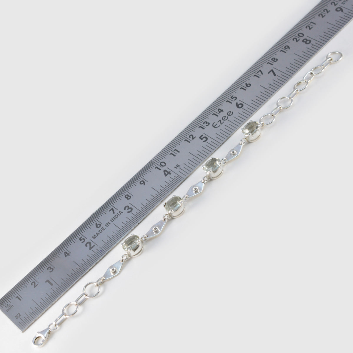 Riyo Supply 925 Sterling Silber Armband für Mädchen, grünes Amethyst-Armband, Krappenfassung, Armband mit Fischhaken-Gliederarmband, Größe L, 15,2–21,6 cm.