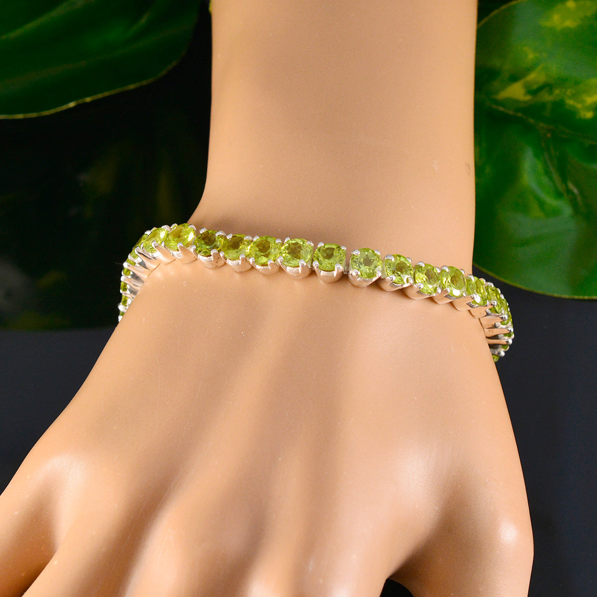 Riyo fabricant bracelet en argent sterling 925 pour fille bracelet péridot bracelet à griffes avec boîte avec langue bracelet de tennis taille L 6-8,5 pouces.