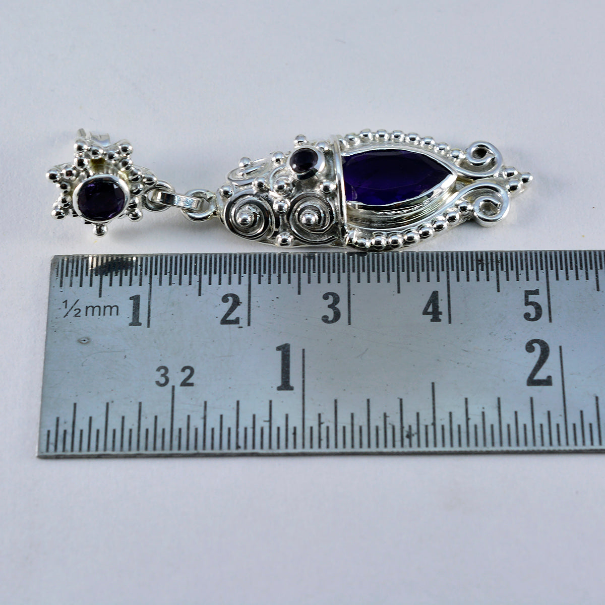 riyo seducente orecchino in argento sterling 925 per femme orecchino di ametista con castone orecchino viola orecchino della vite prigioniera