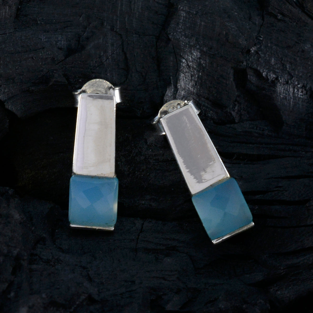 riyo изящные серьги из стерлингового серебра 925 пробы для сестры, серьги с синим халцедоном, безель, синяя серьга-гвоздик