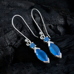 Riyo Foxy Sterling Silber Ohrring für Damen, blauer Chalcedon-Ohrring, Lünettenfassung, blauer Ohrring, baumelnder Ohrring