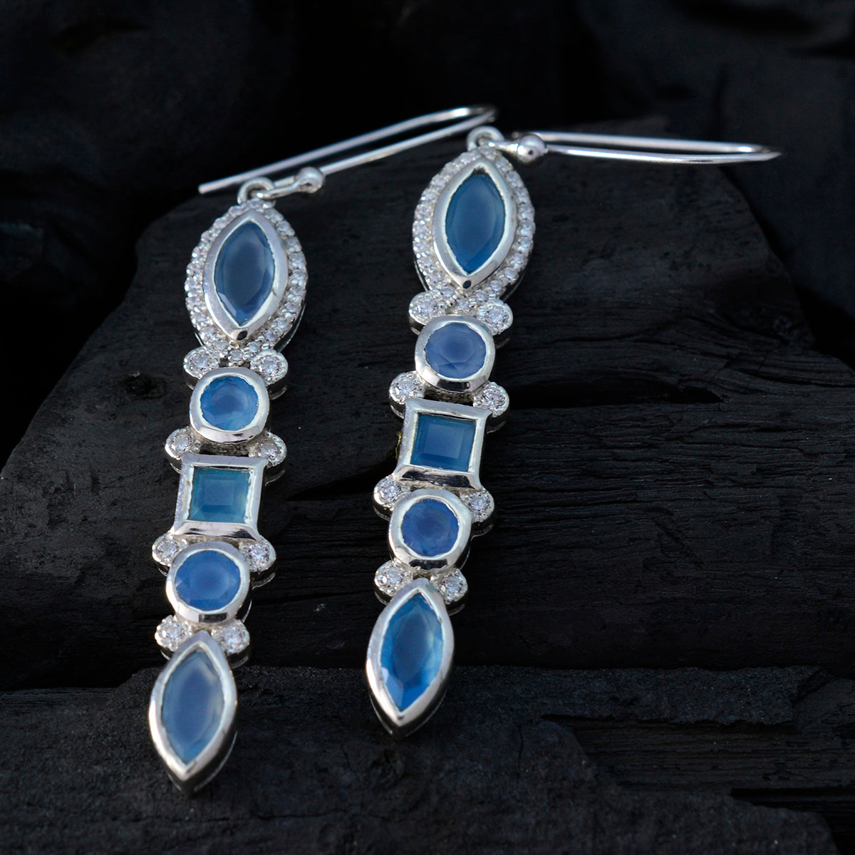 Riyo Glamouröser Sterlingsilber-Ohrring für Demoiselle, blauer Chalcedon-Ohrring, Lünettenfassung, blauer Ohrring, baumelnder Ohrring