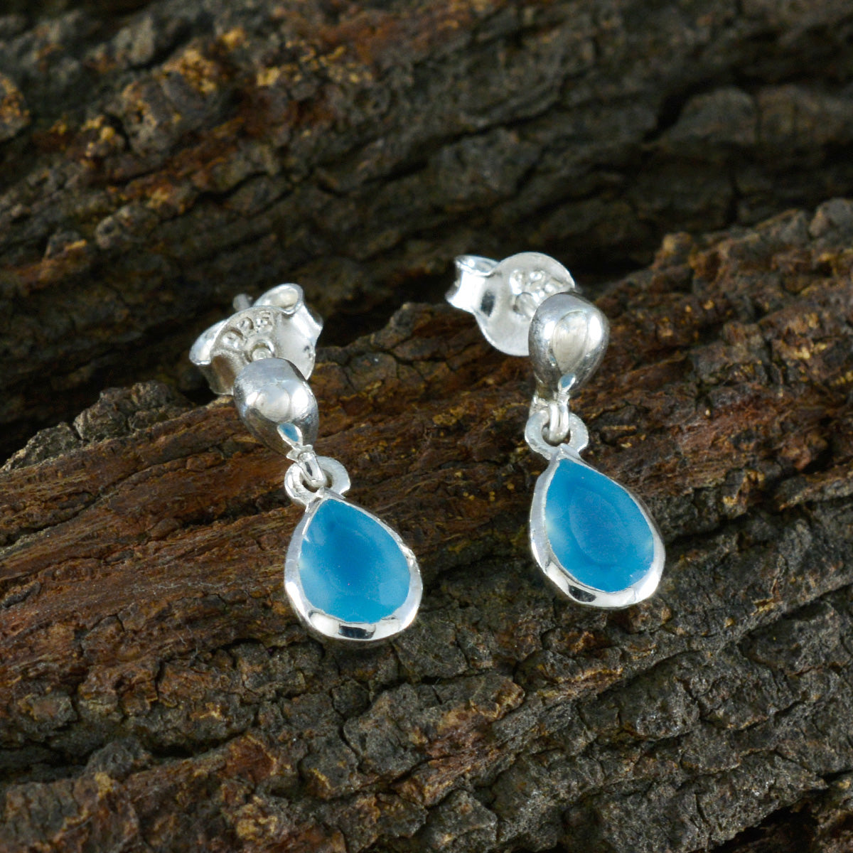 Riyo Glamorous 925 Sterling Silver Earring For Girl Chalcedony Earring Bezel Setting Blue Earring Stud Earring