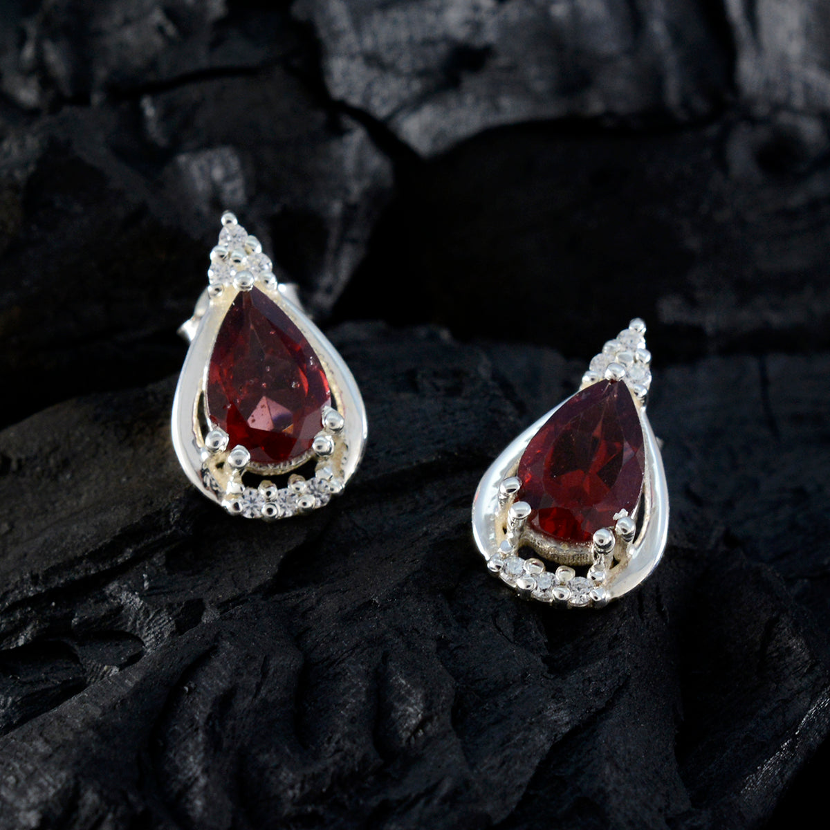 Riyo Delightful Sterling Silver Earring For Lady Garnet Earring Bezel Setting Red Earring Stud Earring