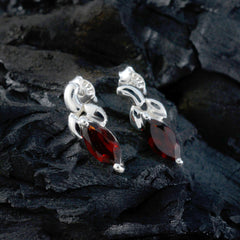 Riyo hübscher Sterlingsilber-Ohrring für Frau, Granat-Ohrring, Lünettenfassung, roter Ohrring, Ohrstecker