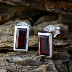 Riyo Pleasing 925 Sterling Silber Ohrring für Schwester Granat Ohrring Lünette Fassung Roter Ohrring Ohrstecker