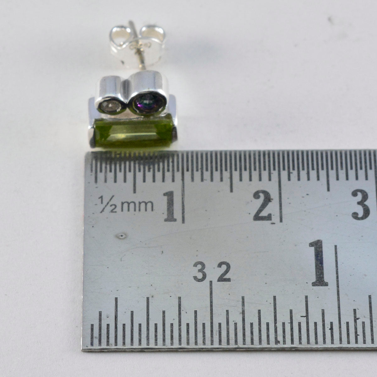 Riyo Charmante sterling zilveren oorbel voor meisjes Multi-oorbel Bezel Setting Multi-oorbel Stud Earring