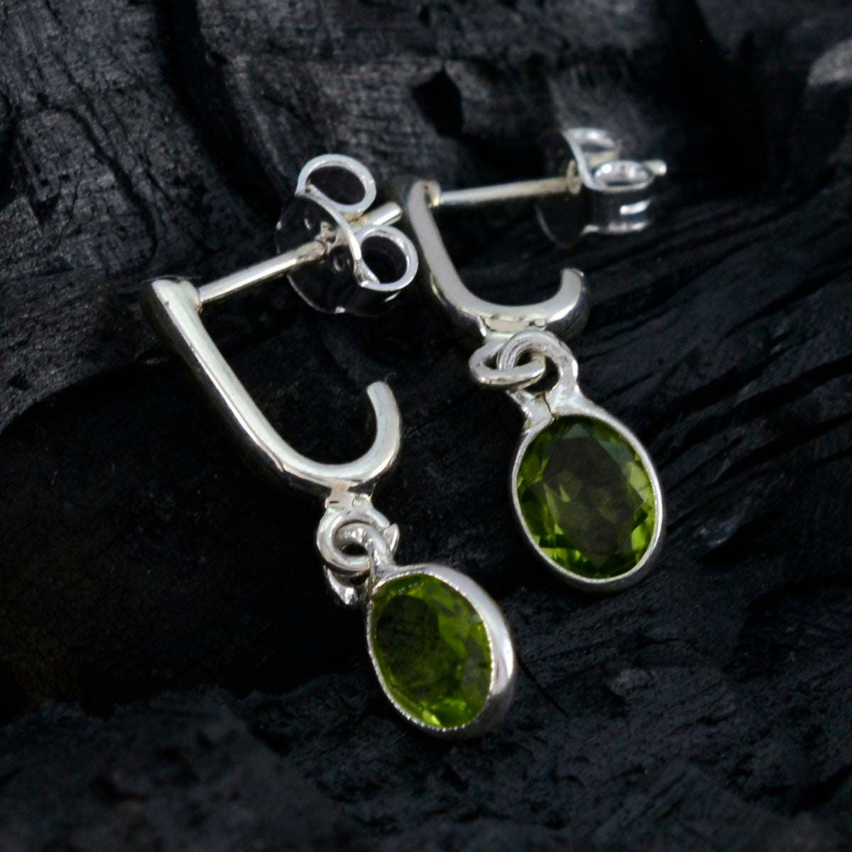 Riyo Aesthetic Sterling Silver Earring For Femme Peridot Earring Bezel Setting Green Earring Stud Earring
