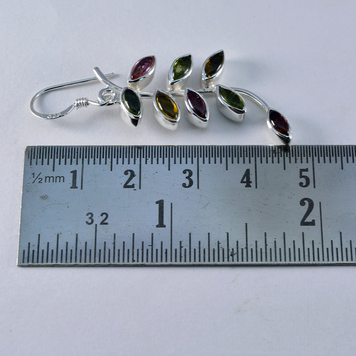 Riyo Künstlerischer 925er-Sterlingsilber-Ohrring für Mädchen, Turmalin-Ohrring, Lünettenfassung, mehrere Ohrringe, baumelnde Ohrringe