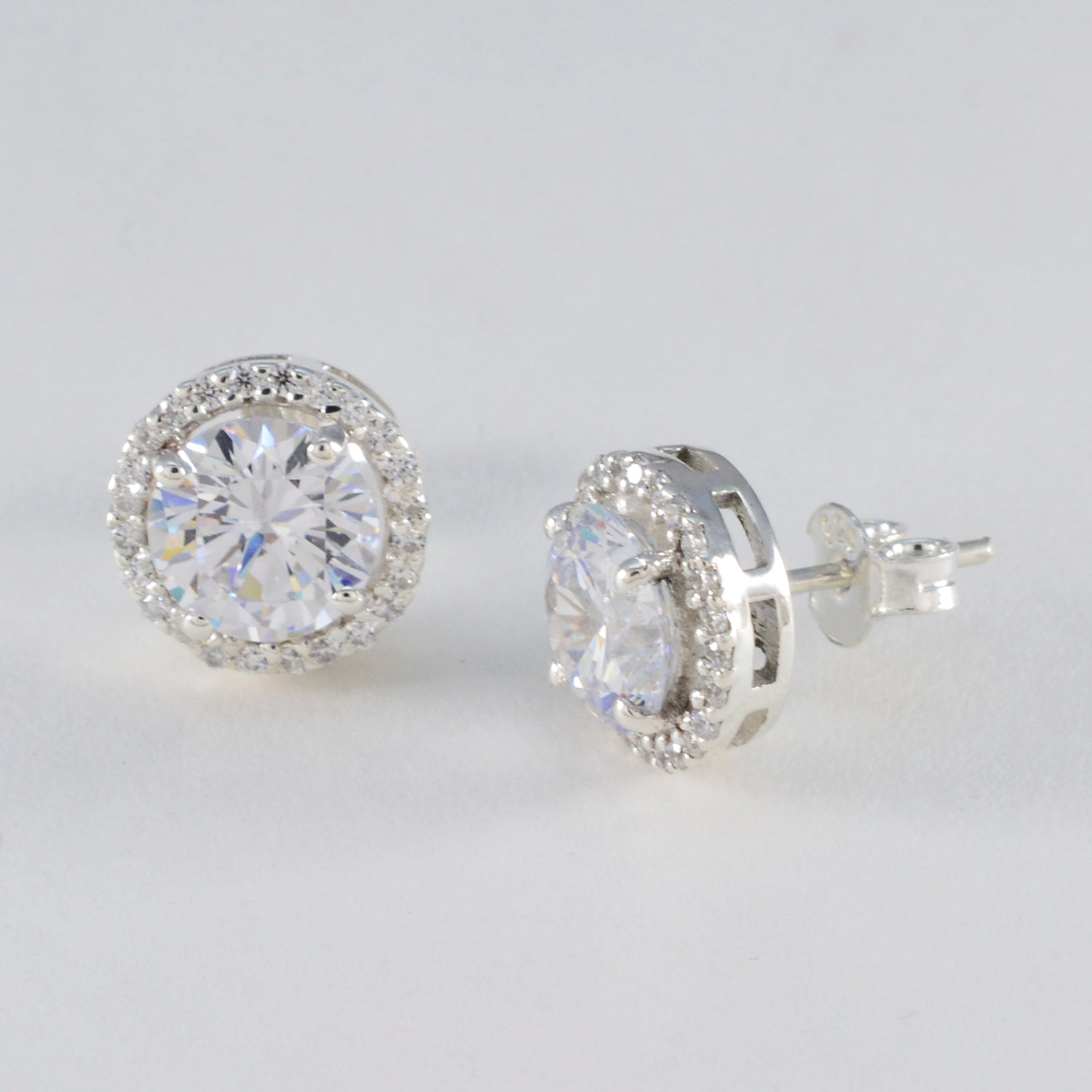 Riyo Stunning 925 Sterling Silver Earring For Femme White CZ Earring Bezel Setting White Earring Stud Earring