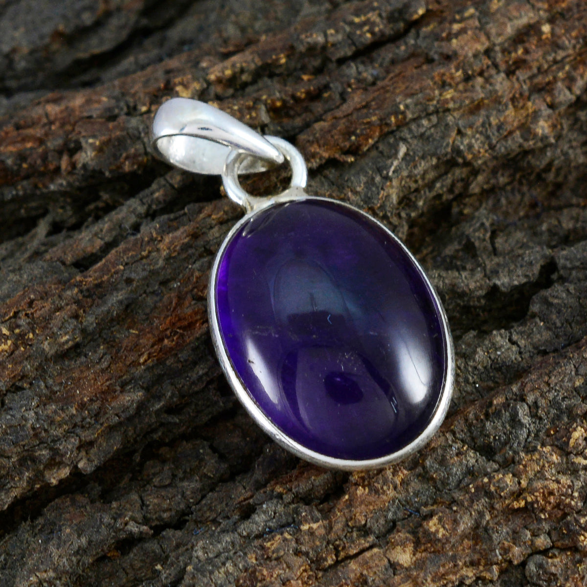 Riyo Atemberaubende Edelsteine Ovaler Cabochon-Anhänger aus violettem Amethyst und Silber, Geschenk zur Verlobung