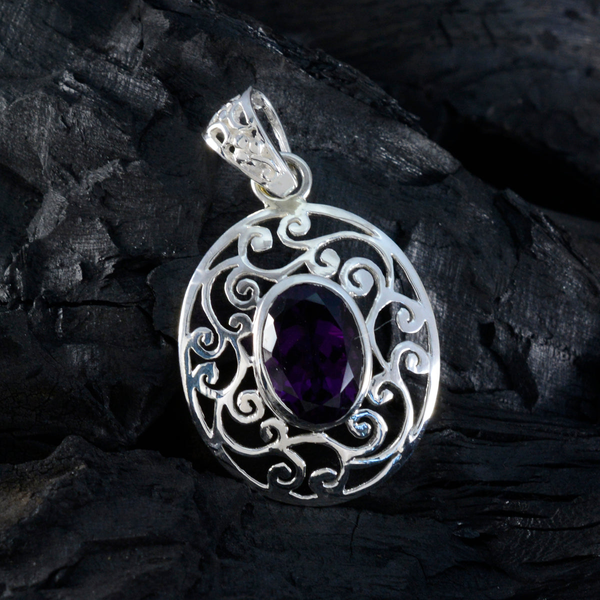 Riyo onweerstaanbare edelsteen ovaal gefacetteerde paarse Amethist sterling zilveren hanger cadeau voor vriend