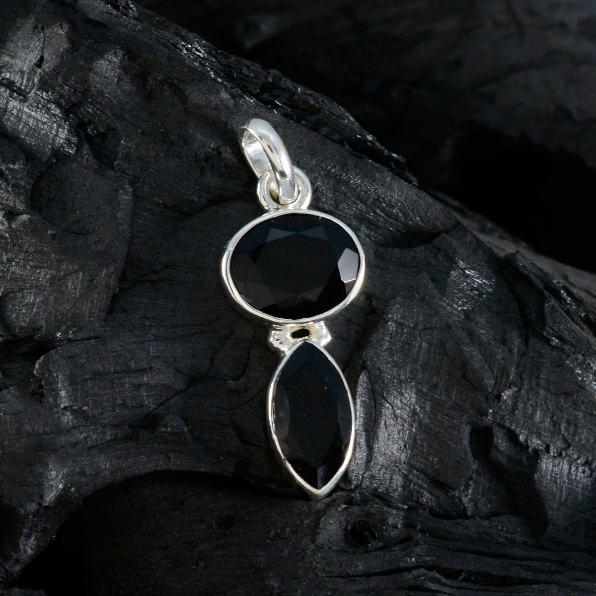 Riyo Elegant Gemstone Multi Faceted Black Black Onyx Sterling Silver Pendant Gift For Handmade