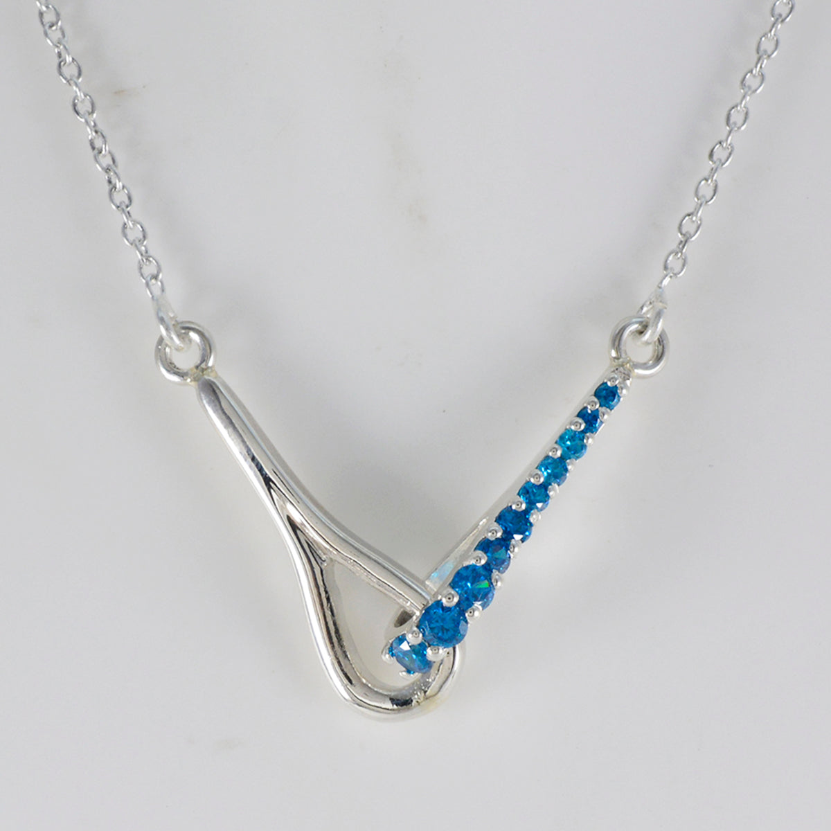 Riyo Glamorous Gemstone Round Faceted Blue Blue Topaz Sterling Silver Pendant Gift For Women