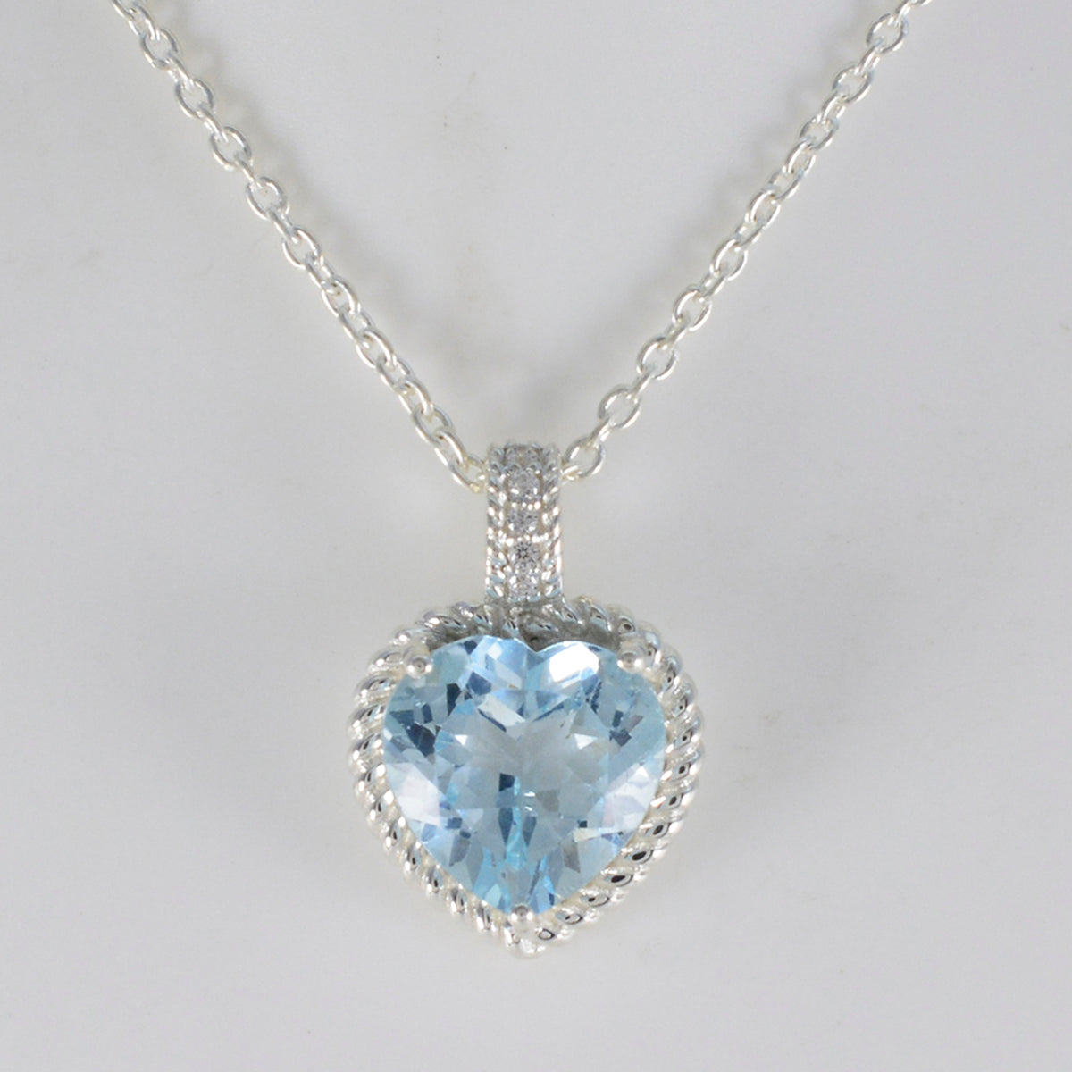 Кулон riyo с красивыми драгоценными камнями в форме сердца, ограненный голубой топаз, твердый серебряный подарок на Пасху, воскресенье