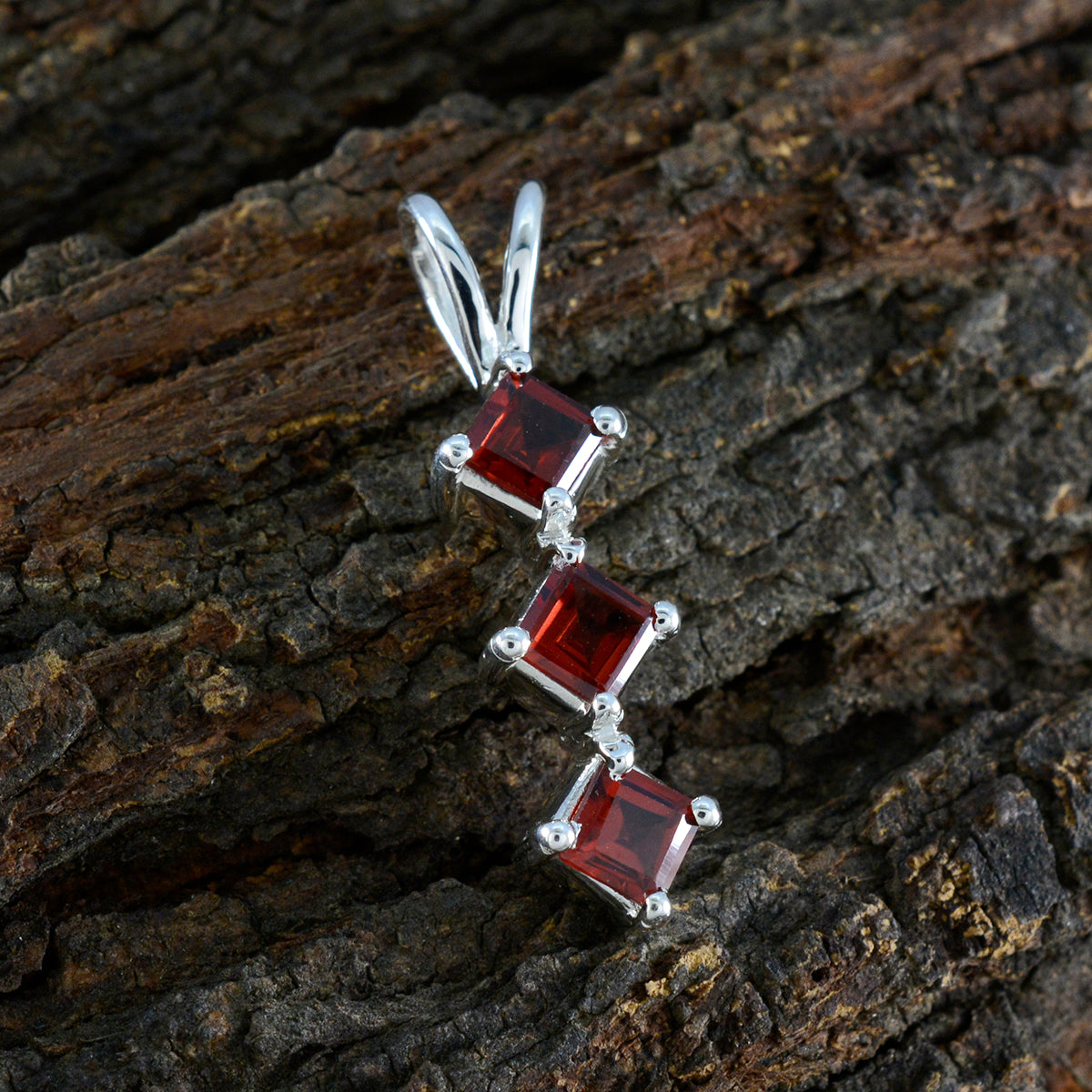 Riyo Graceful Gemstone Square Faceted Red Garnet 1060 Sterling Silver Pendant Gift For Girlfriend