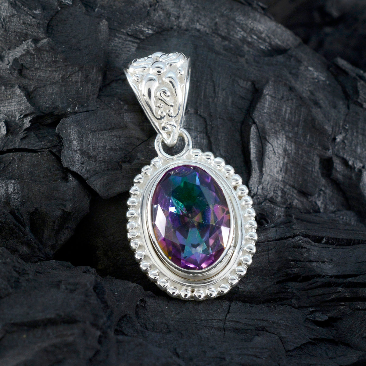 Riyo Elegant Gems oval facettierter mehrfarbiger mystischer Quarz-Silberanhänger, Geschenk für Frau
