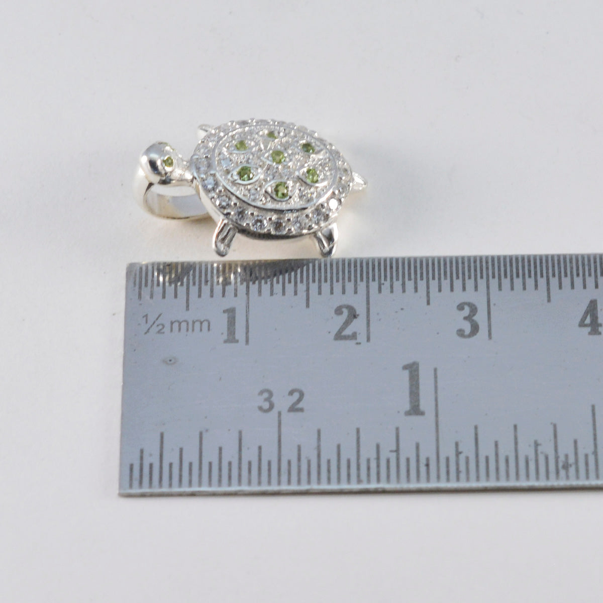 Riyo Stunning Gemstone Round Faceted Green Peridot 1153 Sterling Silver Pendant Gift For Birthday