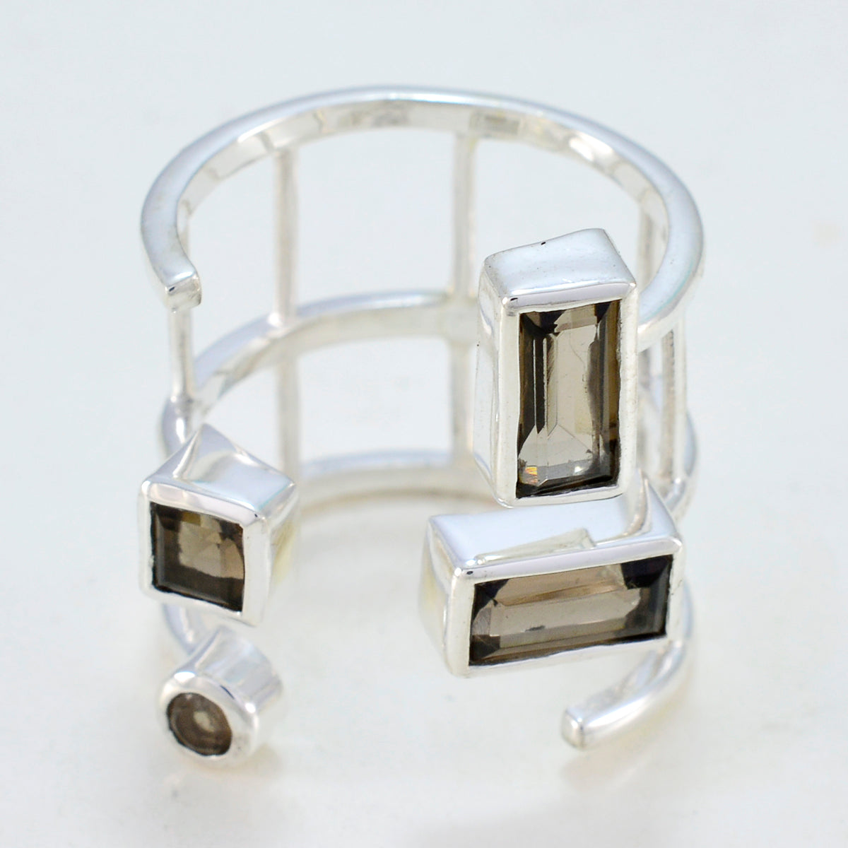 Серебряные кольца riyo nubile с камнем дымчатого кварца, магазины ювелирных изделий Kays