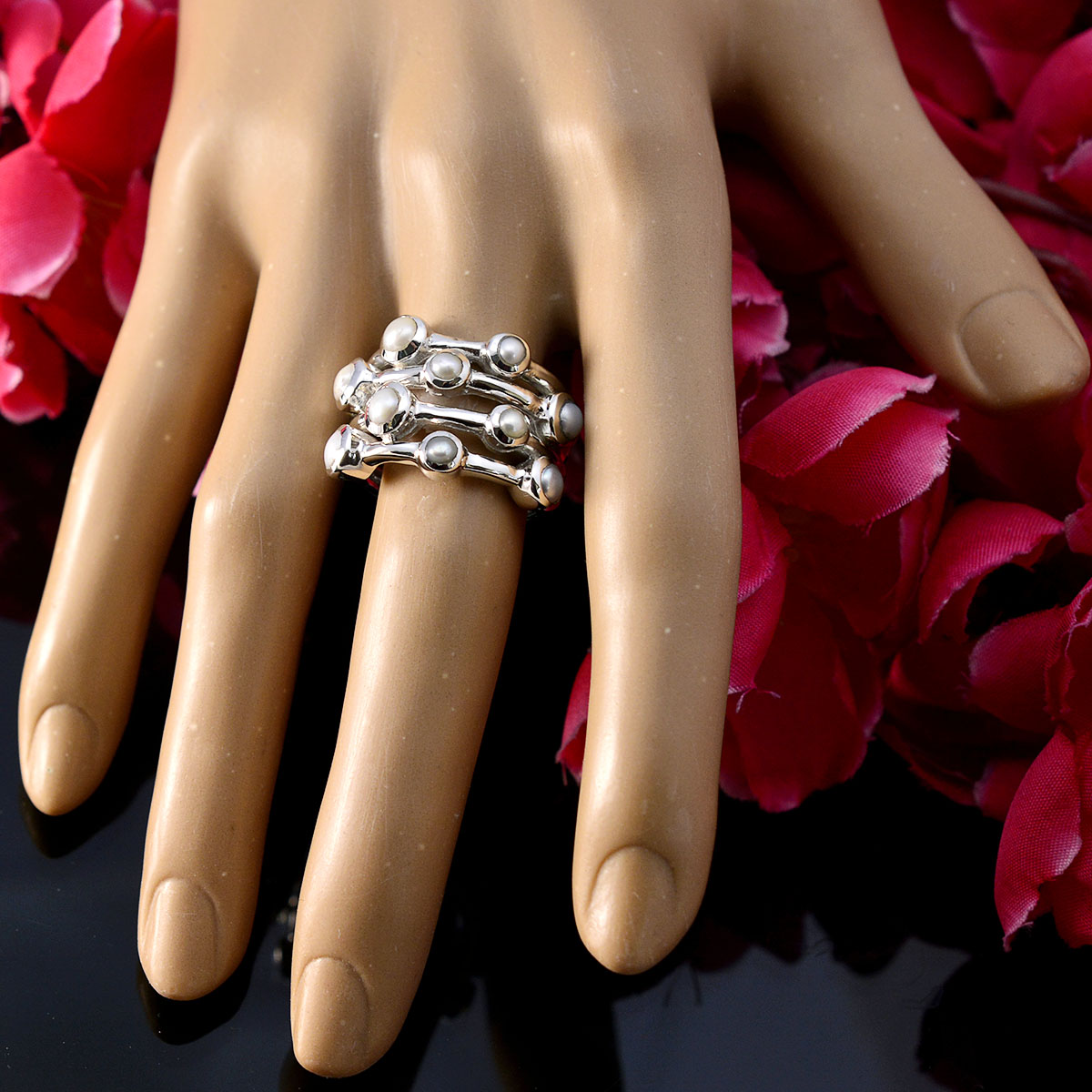 Réplica de joyería de anillo de plata de ley con perlas de piedras preciosas atractivas de Riyo