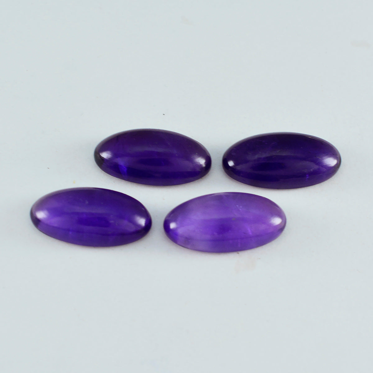 Riyogems 1 Stück lila Amethyst-Cabochon, 9 x 18 mm, ovale Form, gut aussehender Qualitäts-Edelstein