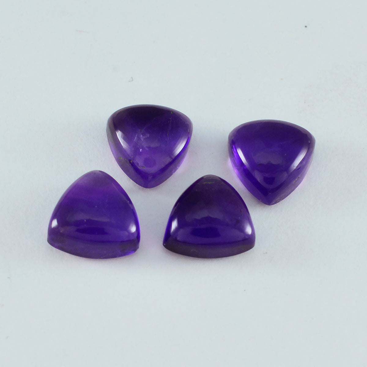 riyogems 1pc cabochon d'améthyste violet 4x4 mm forme trillion belle pierre précieuse de qualité