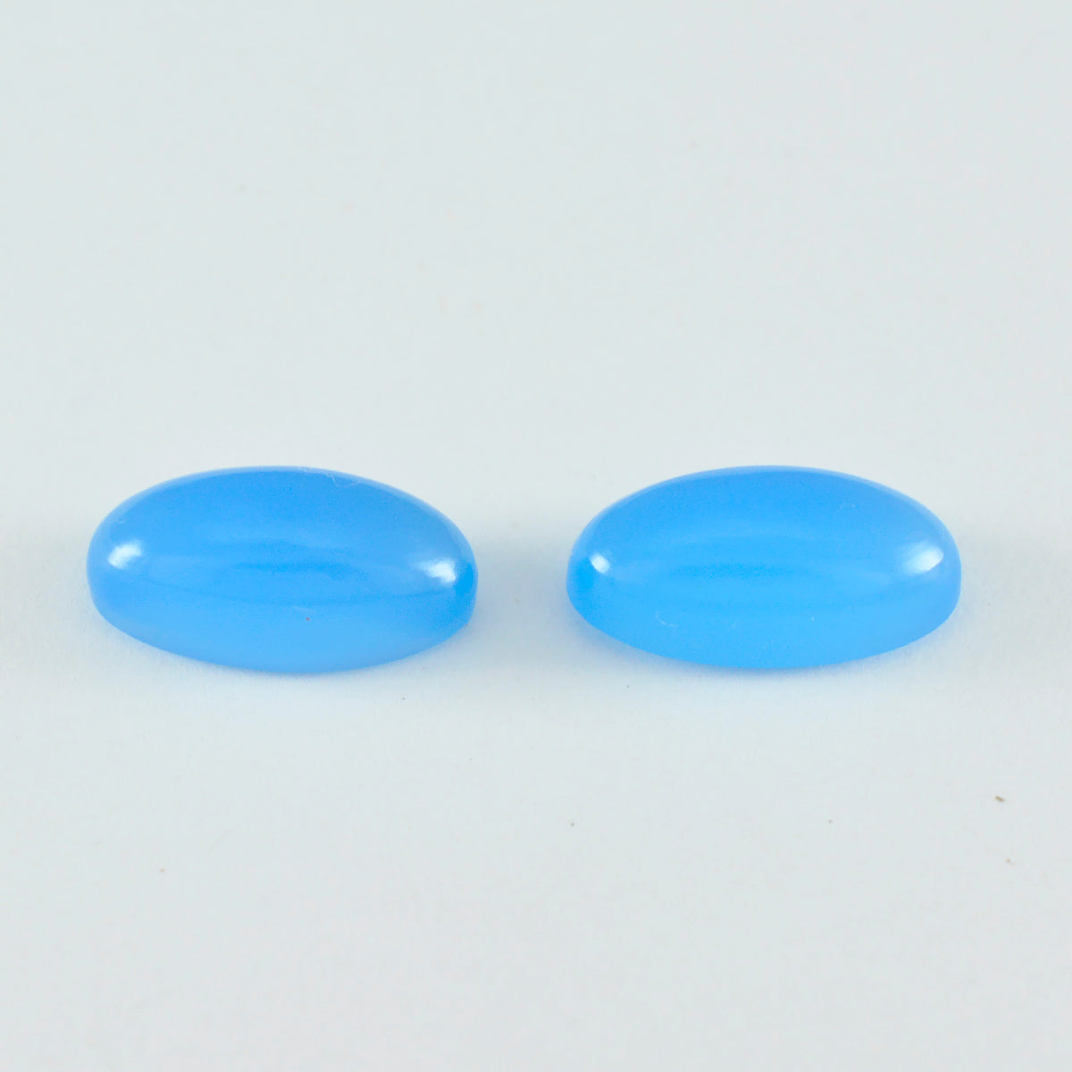 Riyogems 1PC Blue Chalcedony Cabochon 7X14 mm Oval Shape sweet Quality Loose Gems