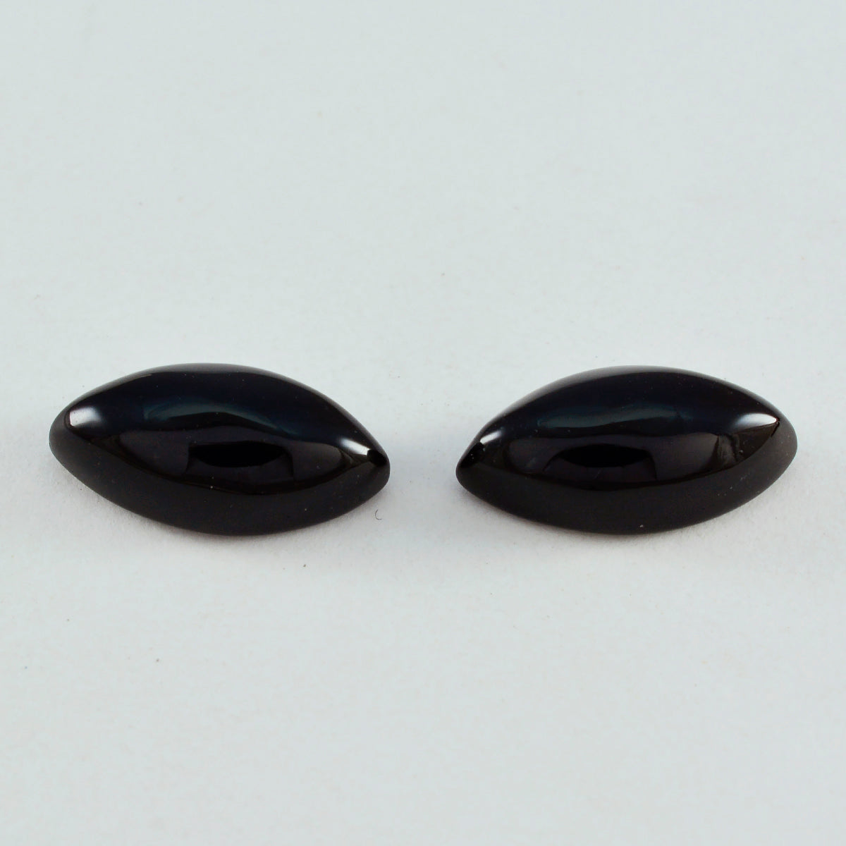 Riyogems 1 Stück schwarzer Onyx-Cabochon, 9 x 18 mm, Marquise-Form, schöne, hochwertige lose Edelsteine