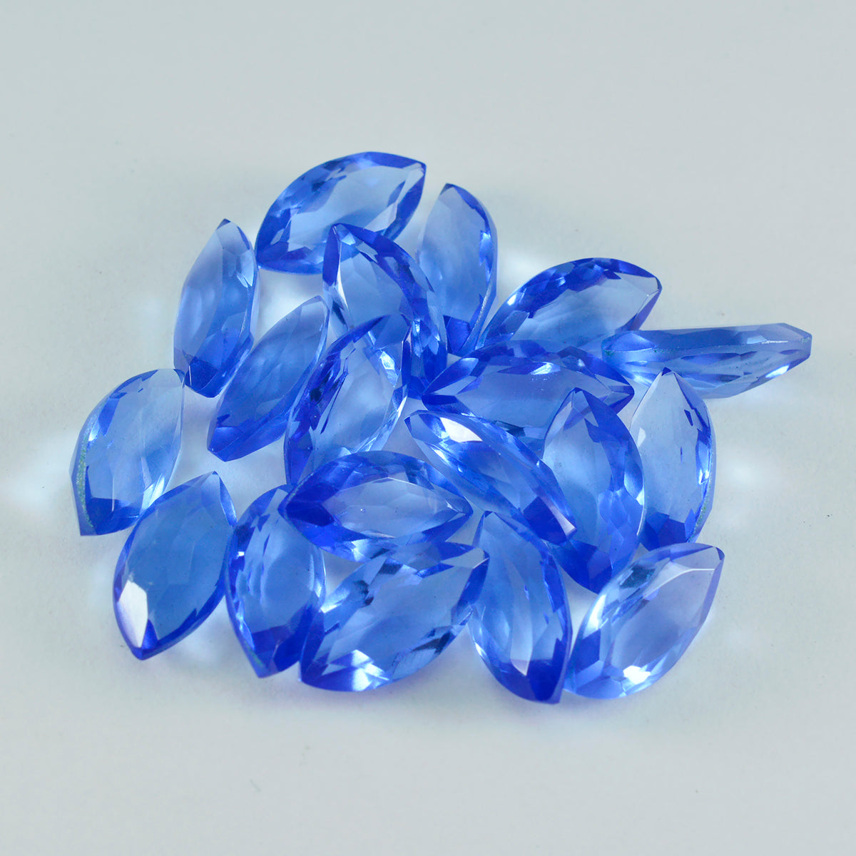 Riyogems 1 pc saphir bleu cz facettes 6x12 mm forme marquise gemme de qualité impressionnante