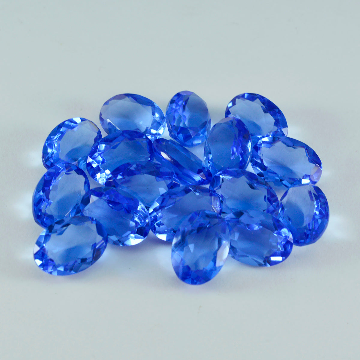 riyogems 1pc ブルー サファイア CZ ファセット 8x10 mm 楕円形良質石