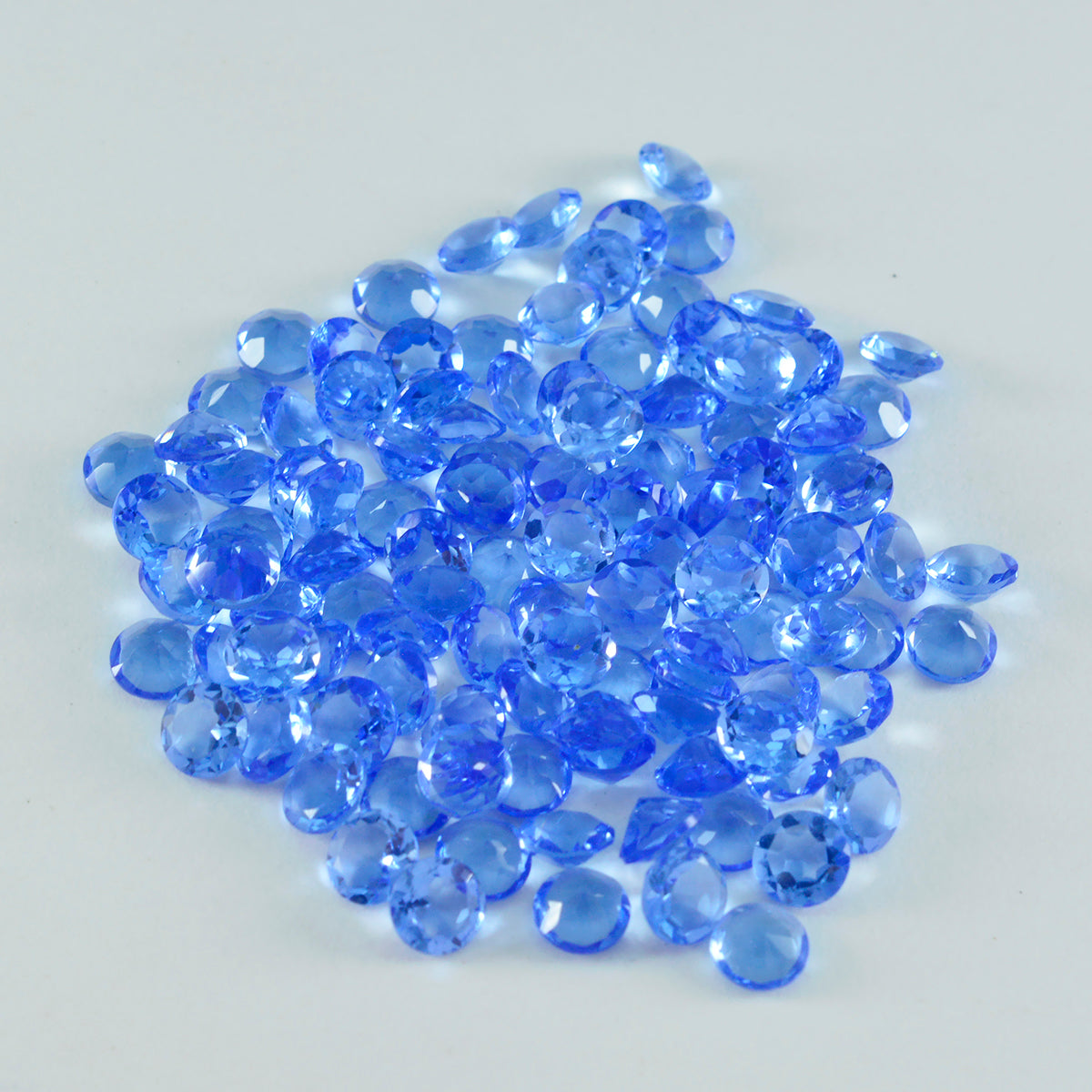 Riyogems 1 Stück blauer Saphir, CZ, facettiert, 2 x 2 mm, runde Form, toller, hochwertiger, loser Edelstein