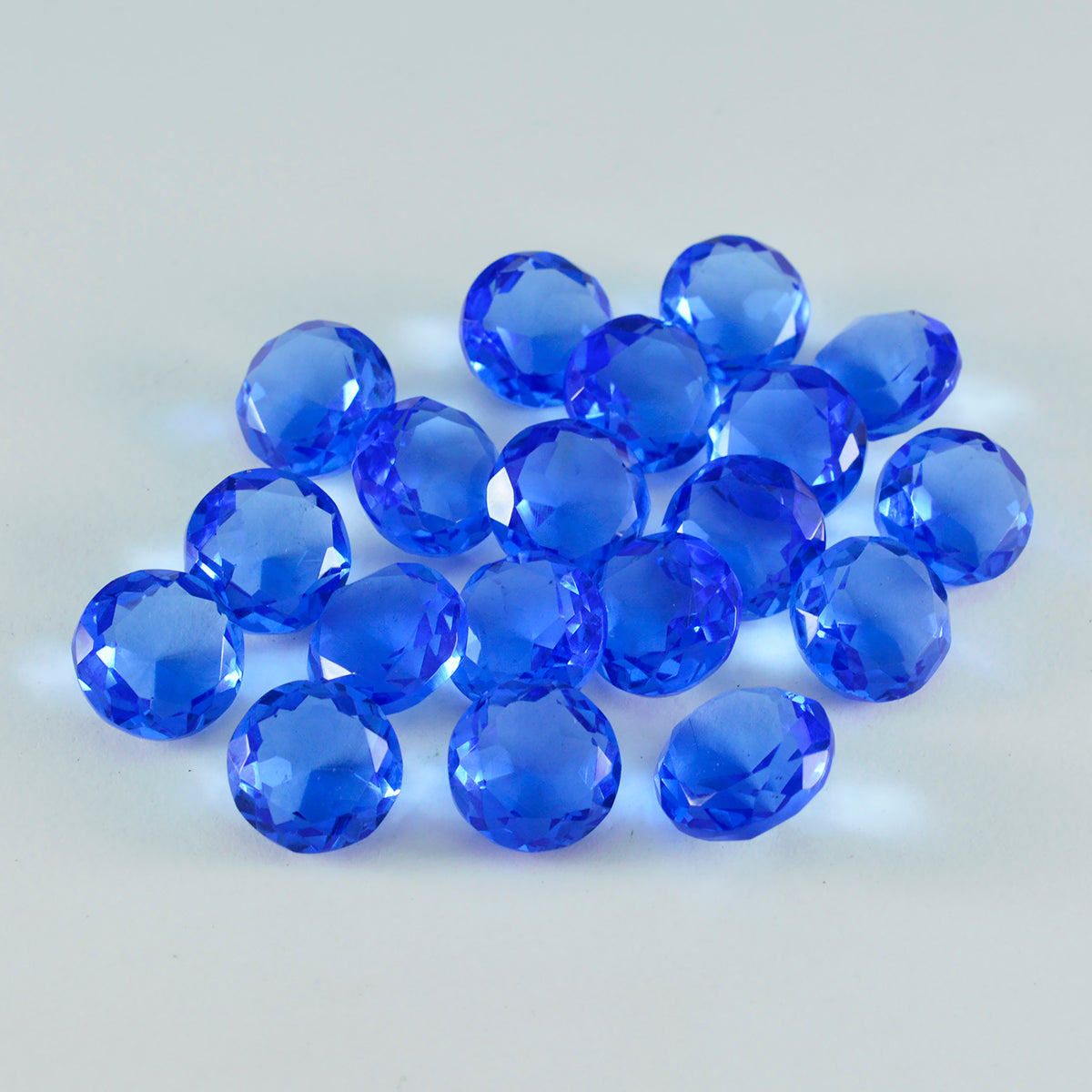 riyogems 1pc ブルー サファイア CZ ファセット 6x6 mm ラウンド形状の甘い品質の宝石