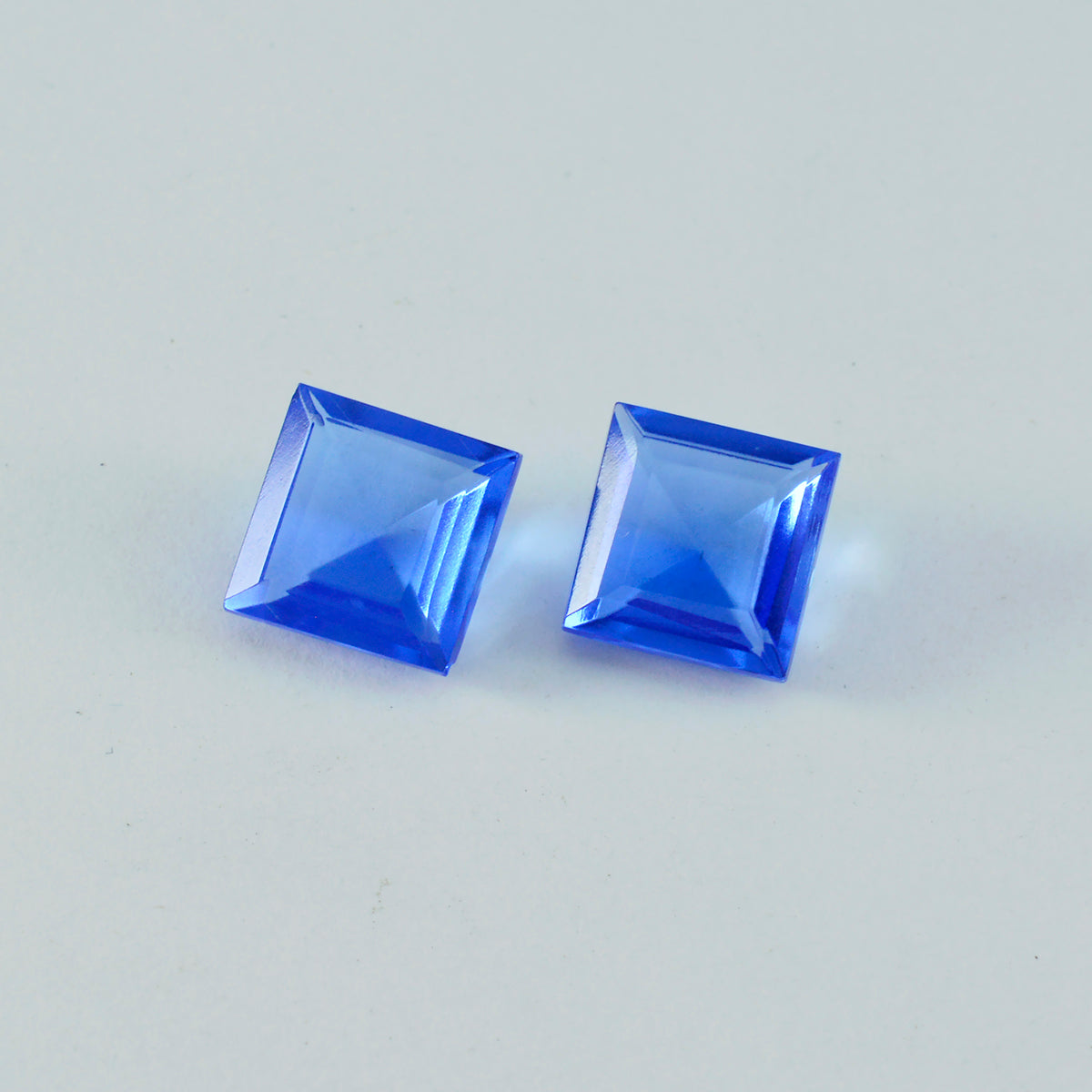 Riyogems 1PC Blauwe Saffier CZ Facet 13x13 mm Vierkante Vorm uitstekende Kwaliteit Losse Edelsteen
