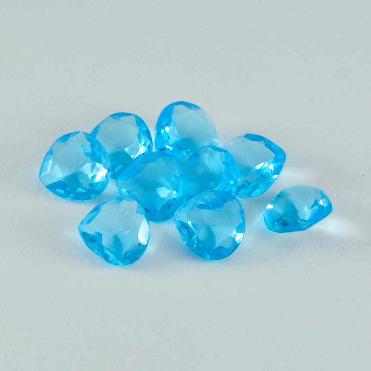 riyogems 1pc ブルー トパーズ CZ ファセット 10x10 mm ハート形の素敵な品質のルース宝石